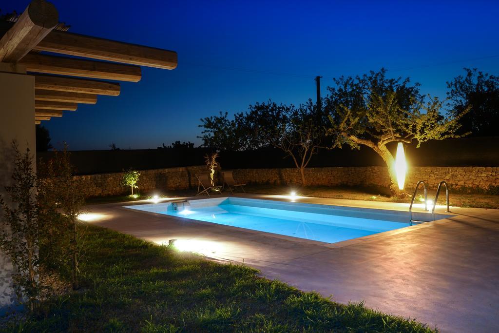 Вілла Torlevigne Relax & Pool Поліньяно-а-Маре Екстер'єр фото